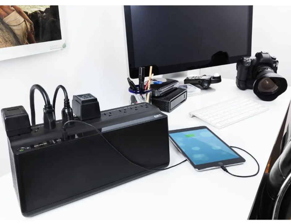 Ups APC 850VA 9 TOMAS 2 USB 120V